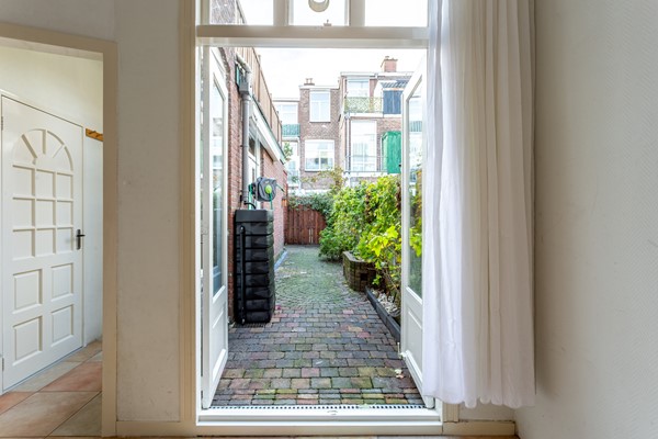 Medium property photo - Hendrik van Deventerstraat 106, 2563 XW Den Haag
